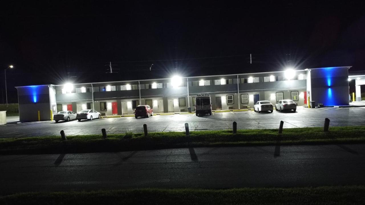 Days Inn By Wyndham Indianapolis East Post Road Kültér fotó