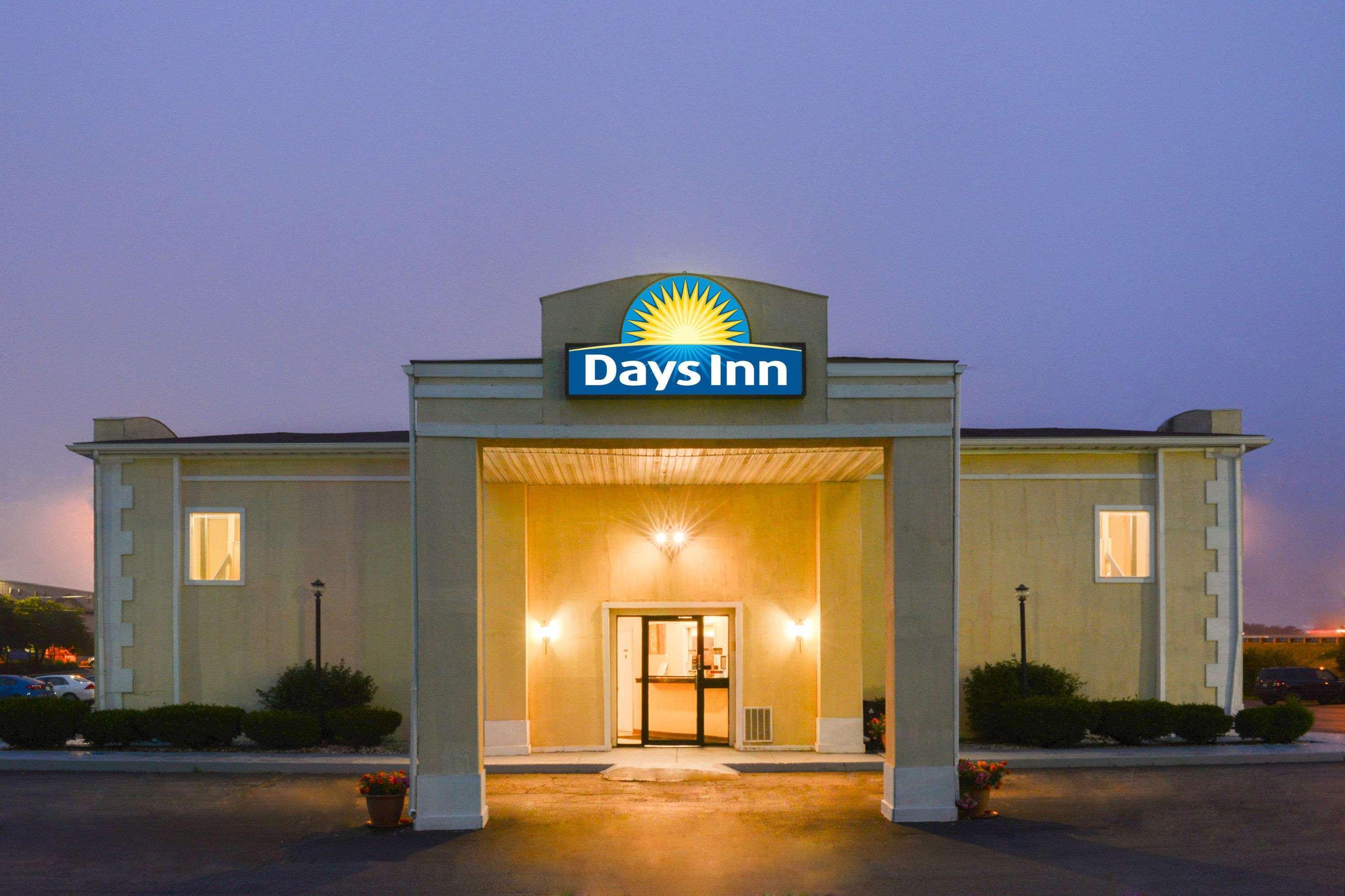 Days Inn By Wyndham Indianapolis East Post Road Kültér fotó