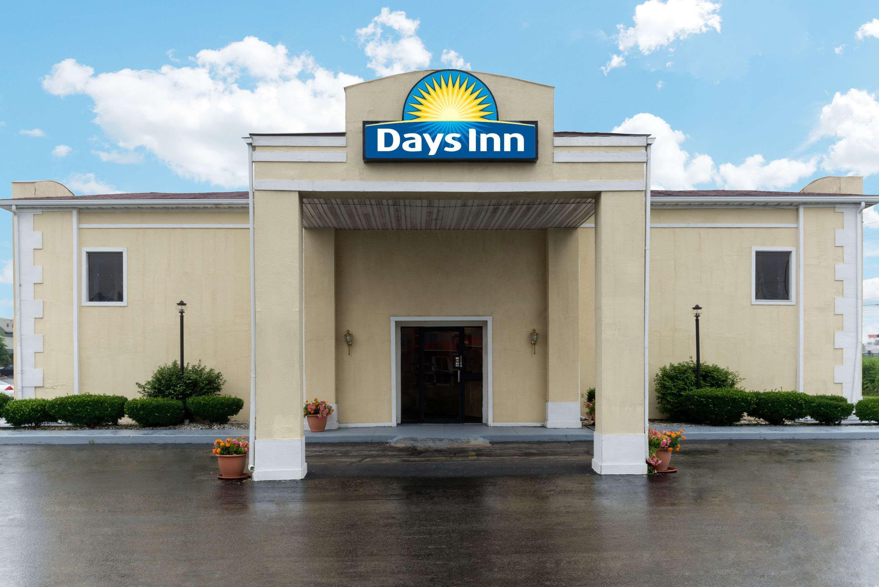 Days Inn By Wyndham Indianapolis East Post Road Kültér fotó